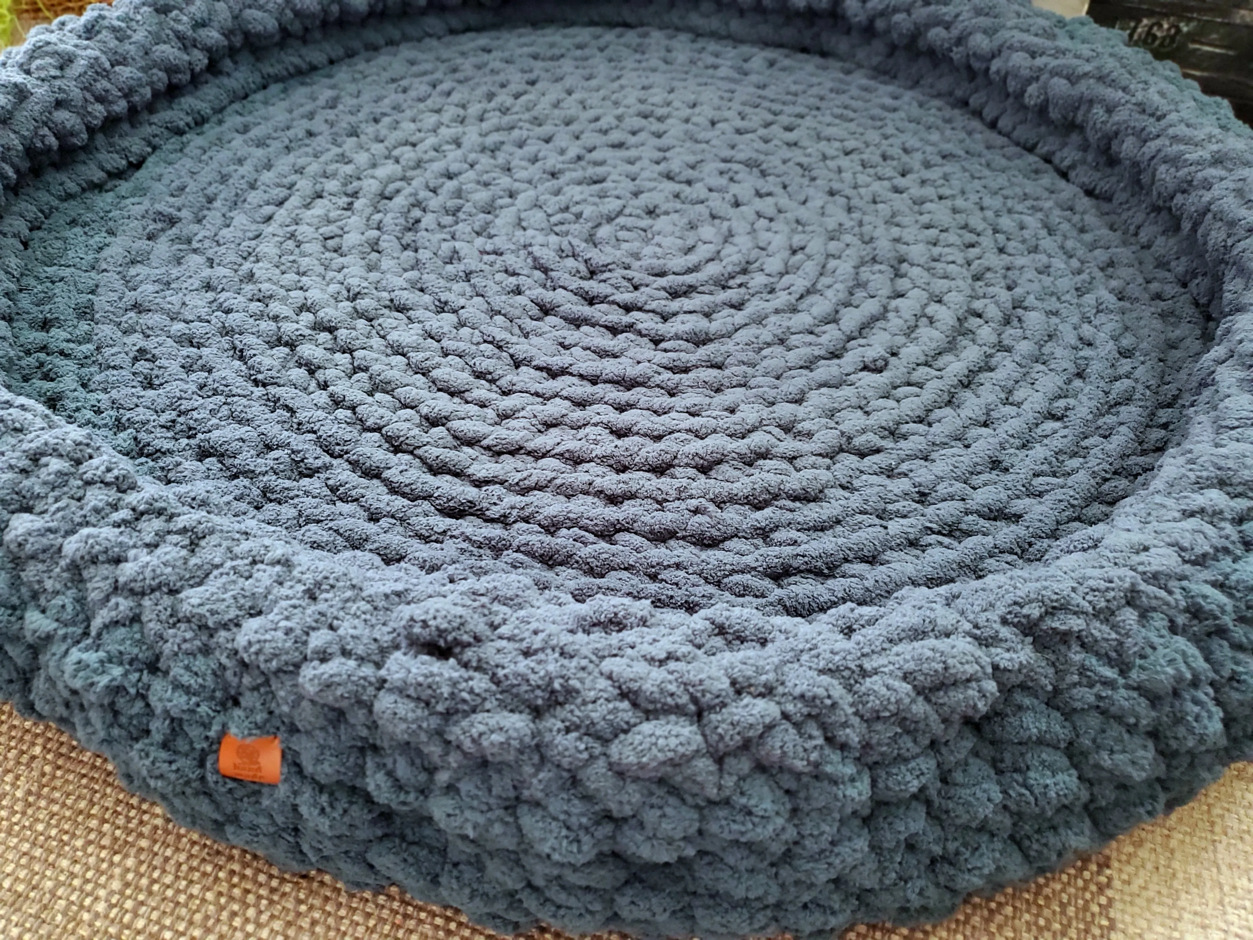 42" Donut Bed